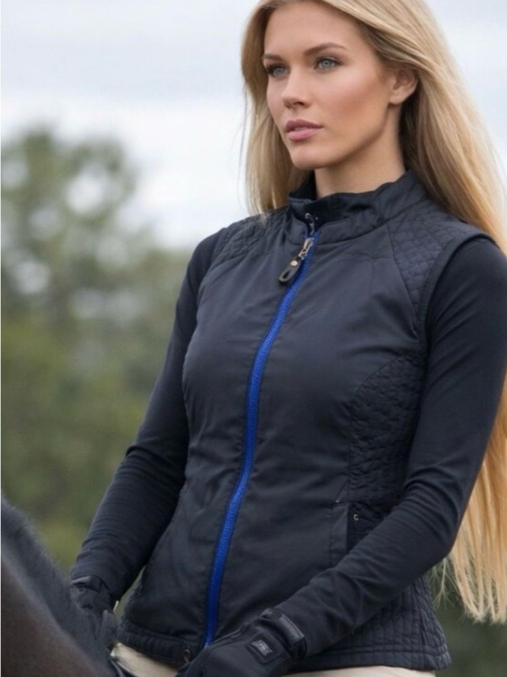 Women's Ridding Vest Black Quilted Vest size large